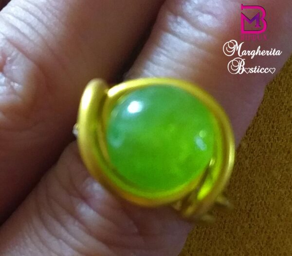 Anello color Oro con Peridoto
