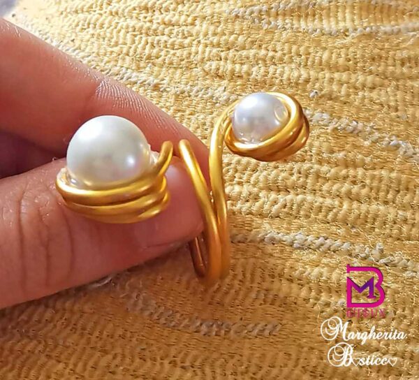 Anello con Perle realizzato con tecnica Wire - immagine 2