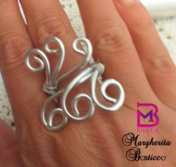 Anello in Alluminio realizzato con tecnica Wire