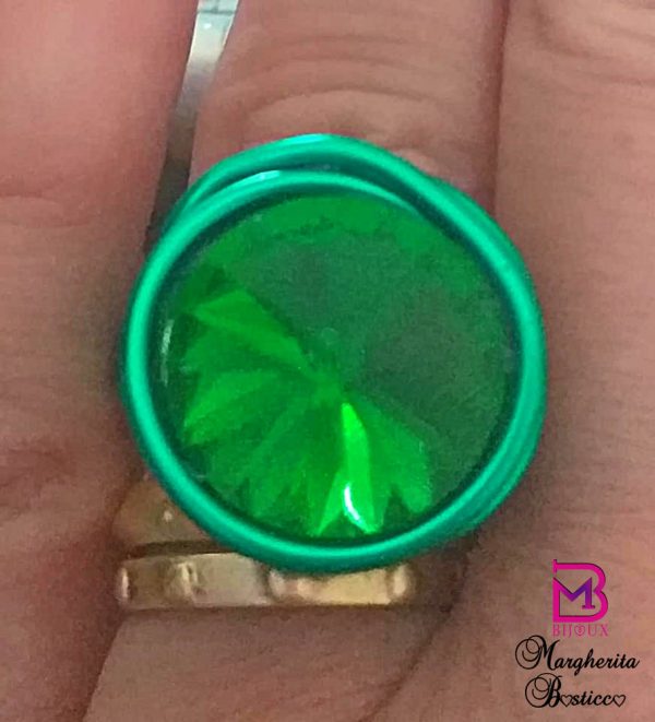 Anello in alluminio verde con Swarovski