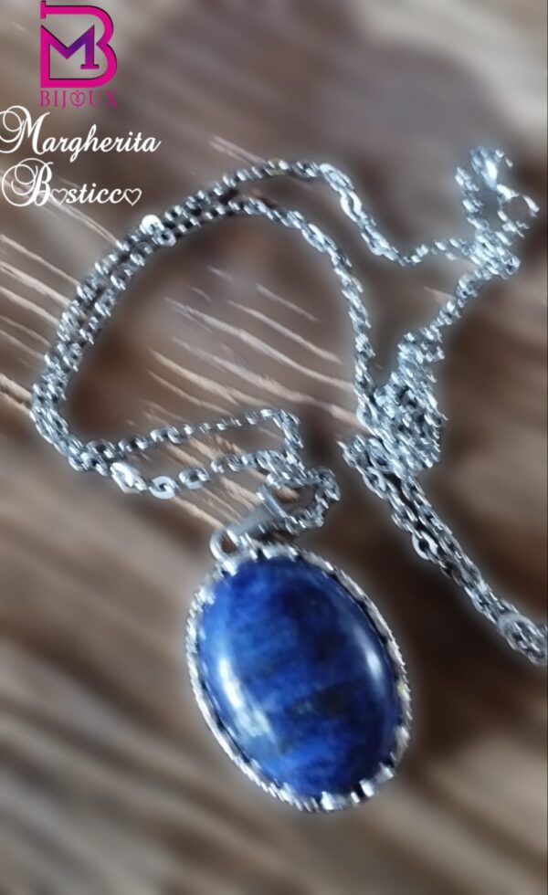 Collana con lapislazzuli