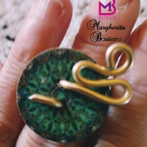 Anello con bottone