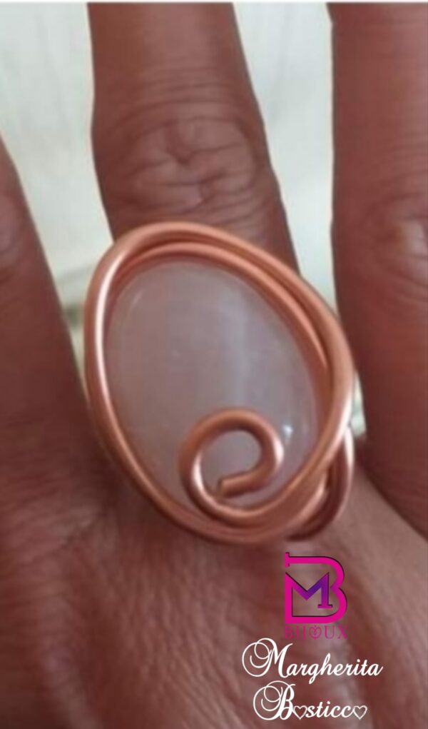 Anello con quarzo rosa