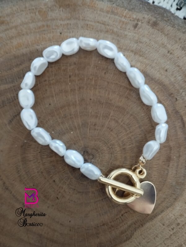 Bracciale con perle bianche ovali