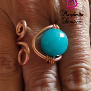 Anello con pietra semipreziosa azzurra turchese