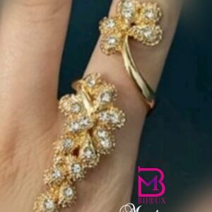 Anello originale di grande effetto