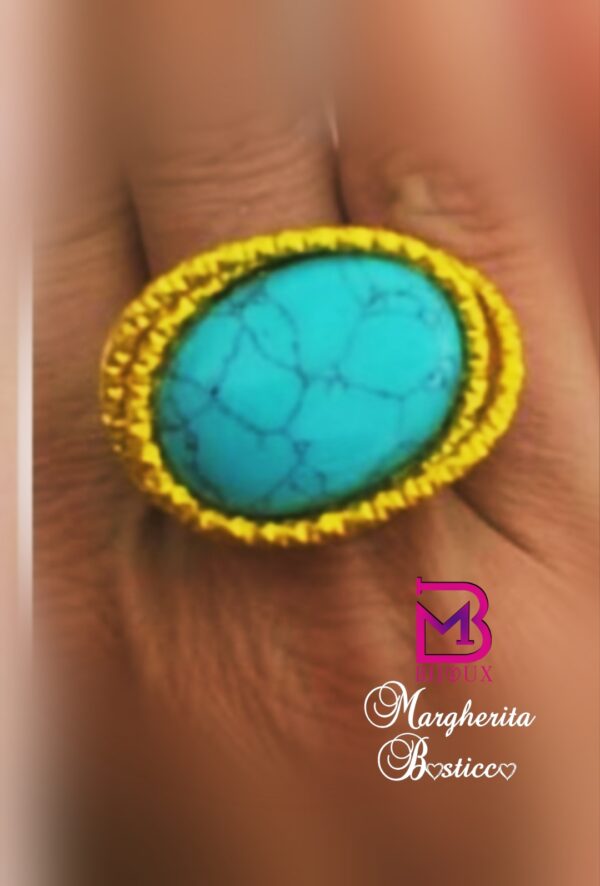 Anello con pietra di turchese
