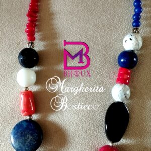 Collana lunga con pietre preziose estiva
