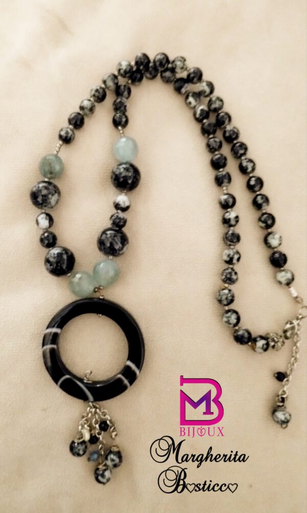 Collana in pietre dure miste grigio fumo