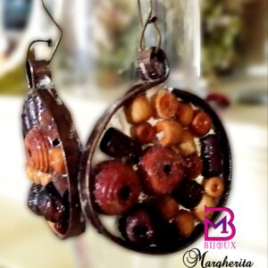 Orecchini con resina e legno