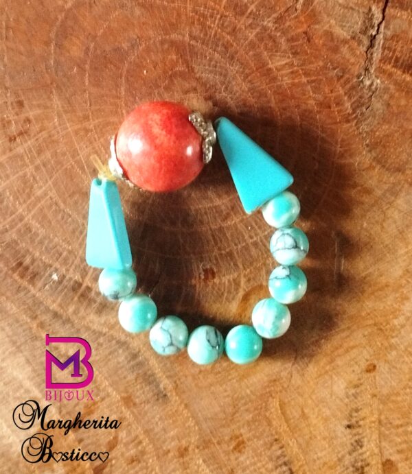 Anello artigianale con perline di turchesi e corallo