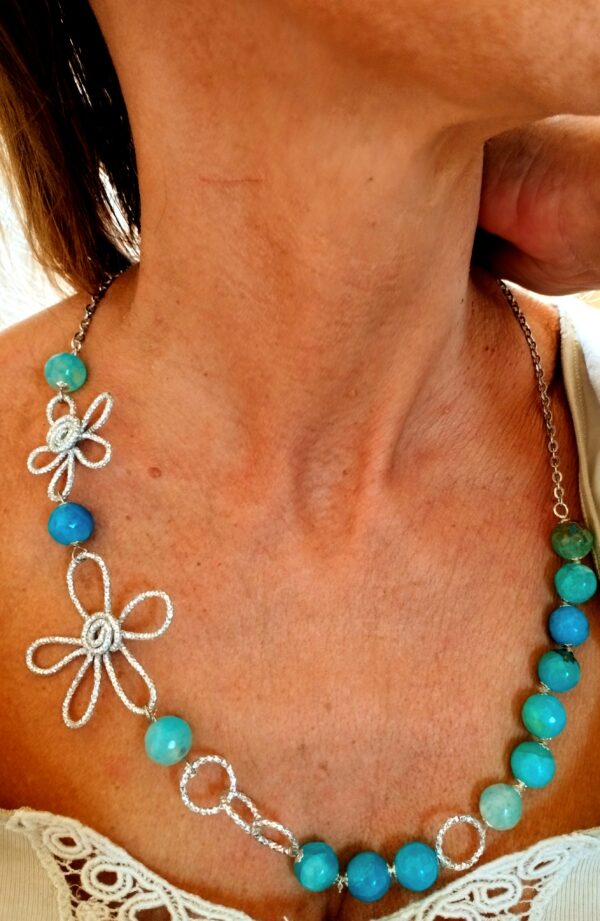 Collana fiore con agata sfaccettata