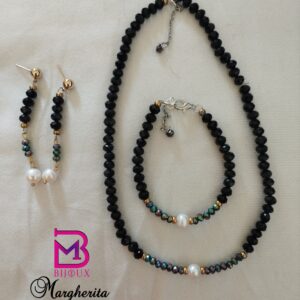 Parure elegante in cristalli neri