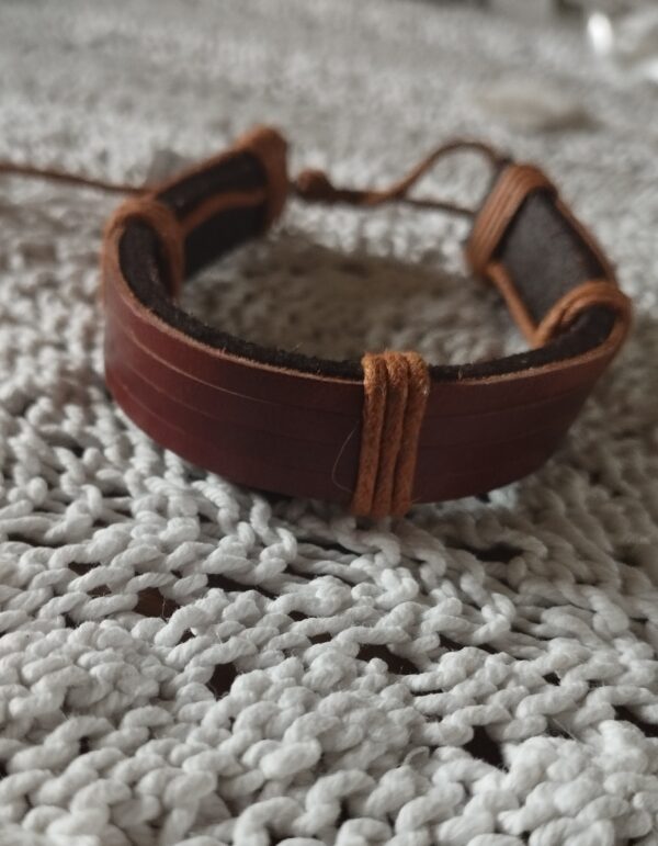 Bracciale uomo in cuoio