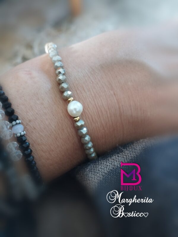 Bracciale della parure tortora e perle di fiume - immagine 2